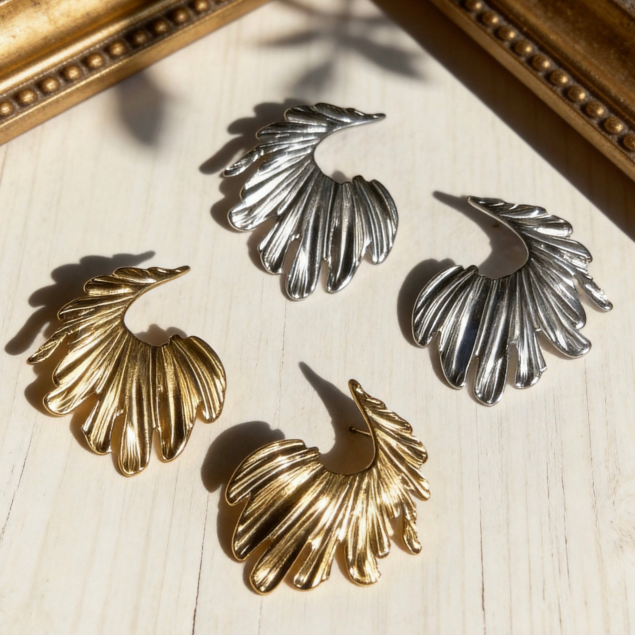 Feather Statement Series