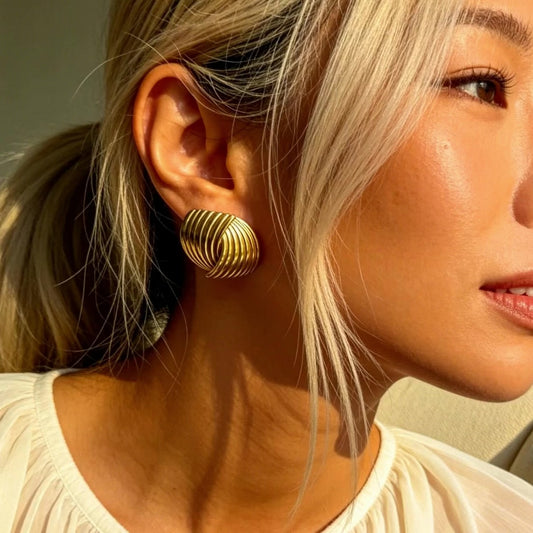Curved Ribbed Stud Earrings