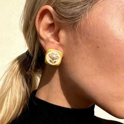 Floral Pearl Stud Earrings