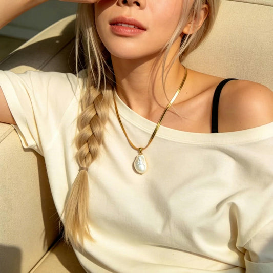 Baroque Pearl Pendant Necklace